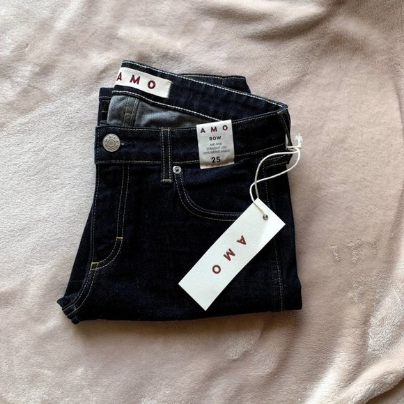 AMO Denim - NWT AMO Bow Jeans in Soft Raw
